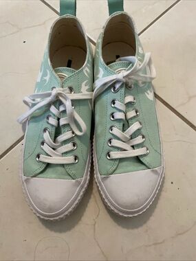 McQ Alexander McQueen size 38 Mint Green Swallows Low-Top Sneakers